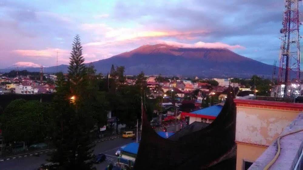 Hotel Yuriko Bukittinggi Eksteriør bilde
